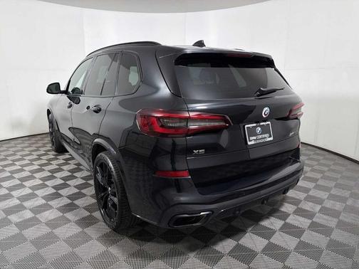 2023 BMW X5 M50i