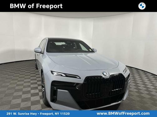 2026 BMW 740 i xDrive