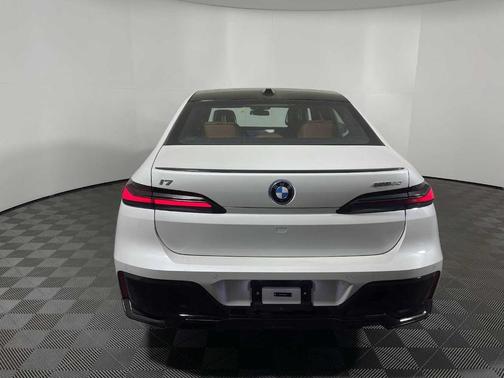 2025 BMW i7 eDrive50