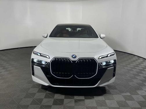 2025 BMW i7 eDrive50