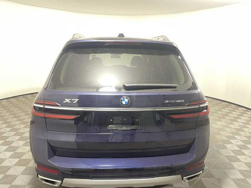 2026 BMW X7 xDrive40i