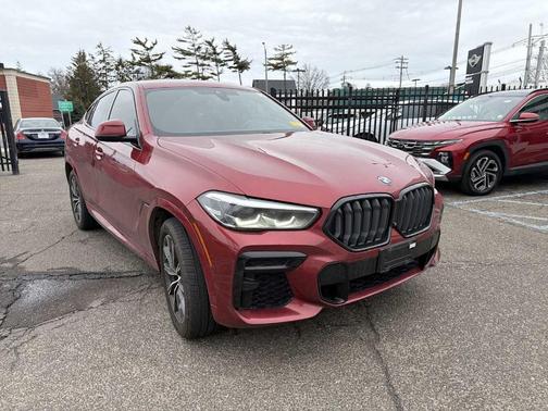 2022 BMW X6 xDrive40i