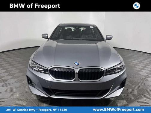 2023 BMW 330 i xDrive