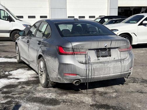 2023 BMW 330 i xDrive