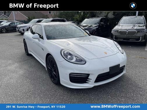 2015 Porsche Panamera GTS