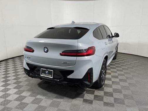 2023 BMW X4 xDrive30i