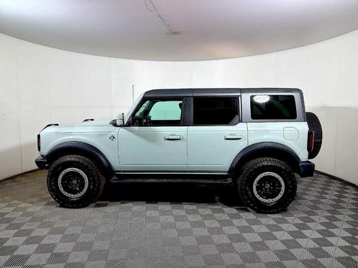 Cactus Green / Gray 2022 Ford Bronco Outer Banks