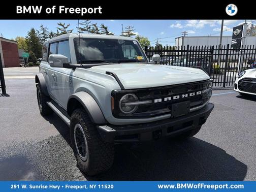 Cactus Green / Gray 2022 Ford Bronco Outer Banks