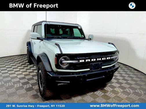 Cactus Green / Gray 2022 Ford Bronco Outer Banks