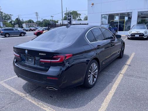 2022 BMW 530 i xDrive