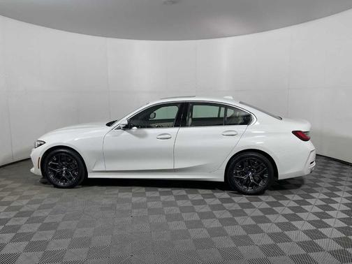 2025 BMW 330 i xDrive