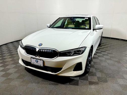 2025 BMW 330 i xDrive