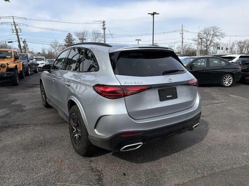 Cirrus Silver Metallic 2024 Mercedes-Benz GLC 300 Base 4MATIC