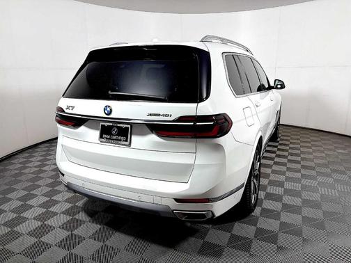 2024 BMW X7 xDrive40i