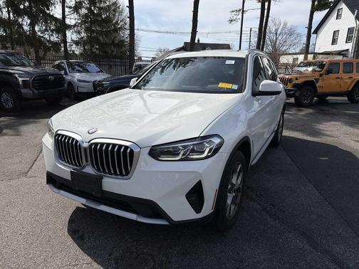 Alpine White 2024 BMW X3 xDrive30i