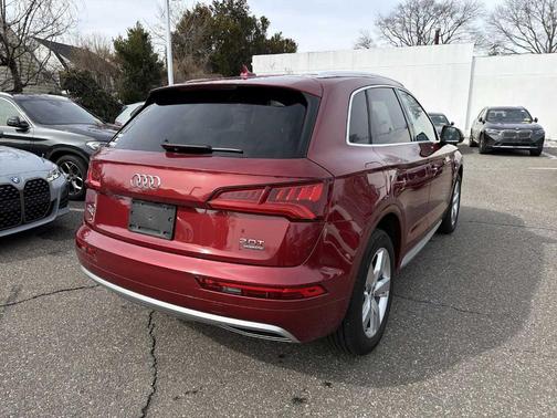 2018 Audi Q5 2.0T Premium Plus