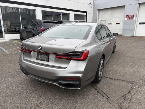 2020 BMW 750 i xDrive