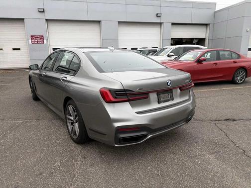 2020 BMW 750 i xDrive