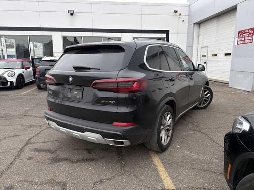 2023 BMW X5 xDrive40i