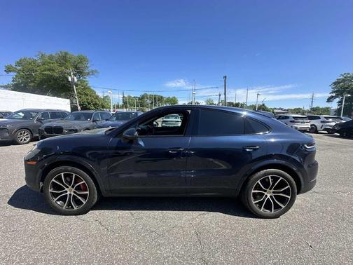 BL 2024 Porsche Cayenne AWD