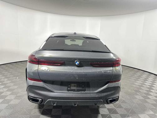 2026 BMW X6 xDrive40i