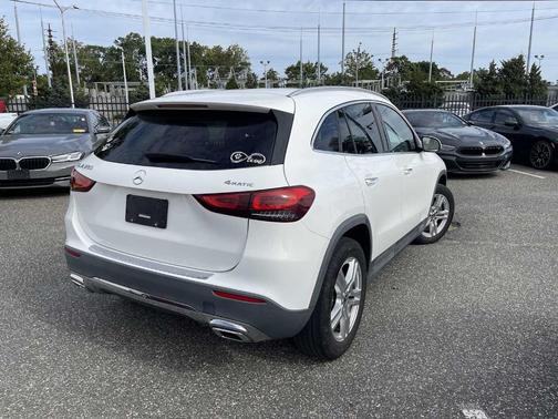 2022 Mercedes-Benz GLA 250 Base 4MATIC