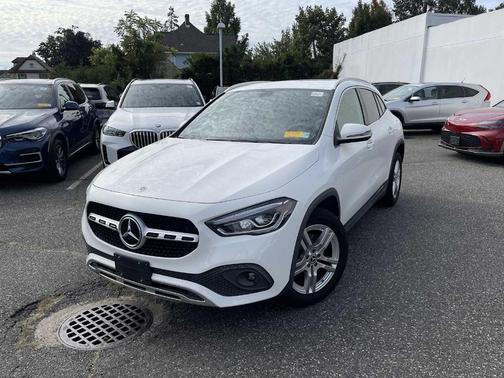 2022 Mercedes-Benz GLA 250 Base 4MATIC