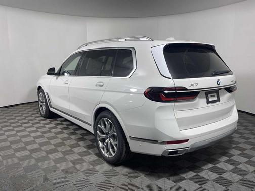2026 BMW X7 xDrive40i