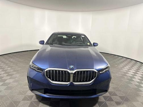 2026 BMW 530 i xDrive