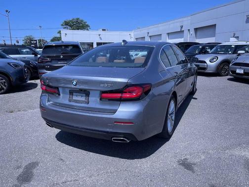 2022 BMW 530 i xDrive