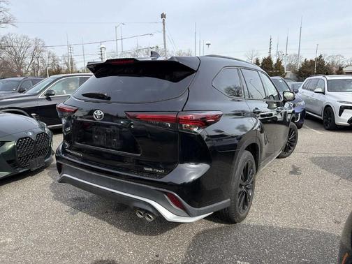 2024 Toyota Highlander XSE