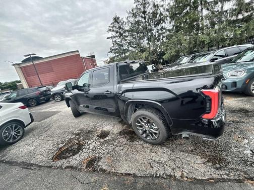 2023 Toyota Tundra Platinum