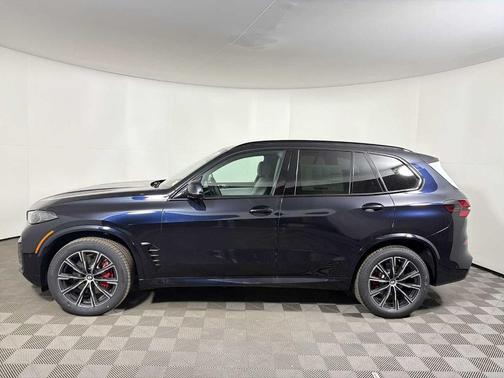 Black 2026 BMW X5 xDrive40i