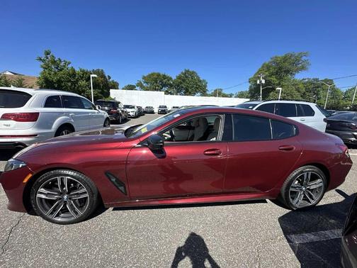 Aventurin Red Metallic 2024 BMW M850 Gran Coupe i xDrive