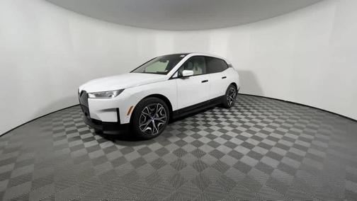 2022 BMW iX xDrive50