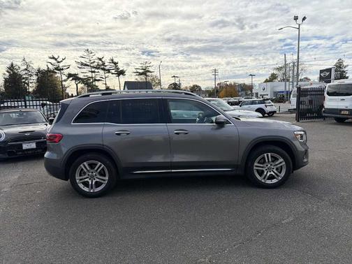 2021 Mercedes-Benz GLB 250 Base 4MATIC