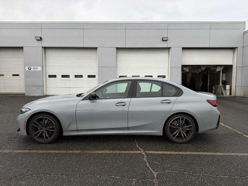 2023 BMW 330 i xDrive