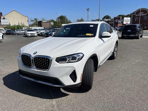 2022 BMW X4 xDrive30i