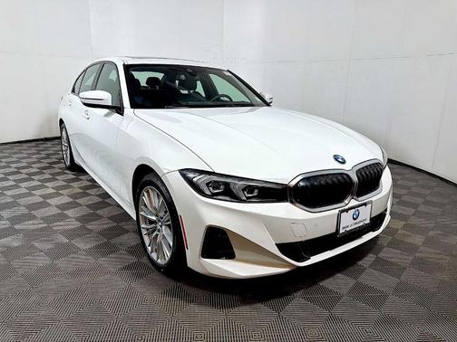 2023 BMW 330 i xDrive