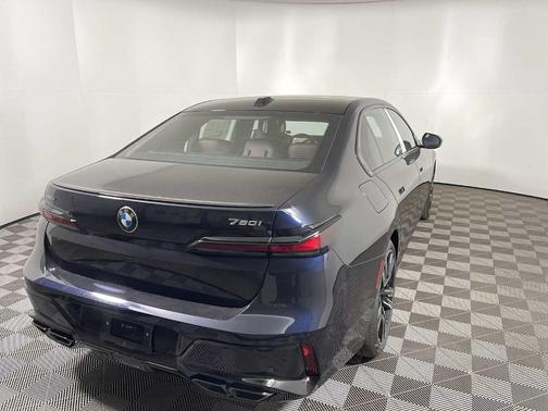 2025 BMW 760 760i xDrive