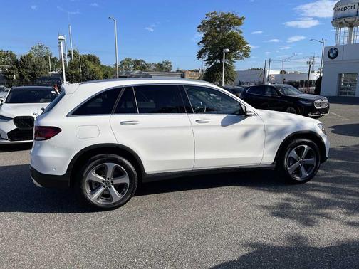 2022 Mercedes-Benz GLC 300 Base 4MATIC