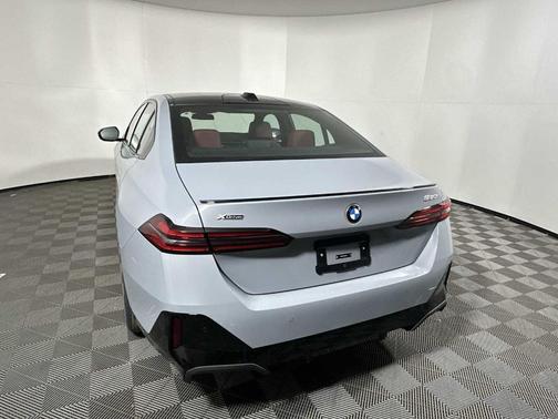 2026 BMW 530 i xDrive