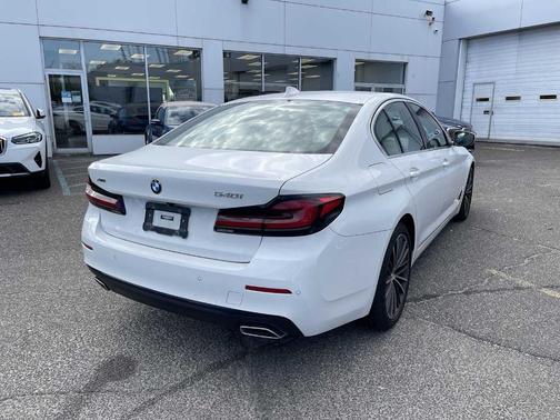 2022 BMW 540 i xDrive