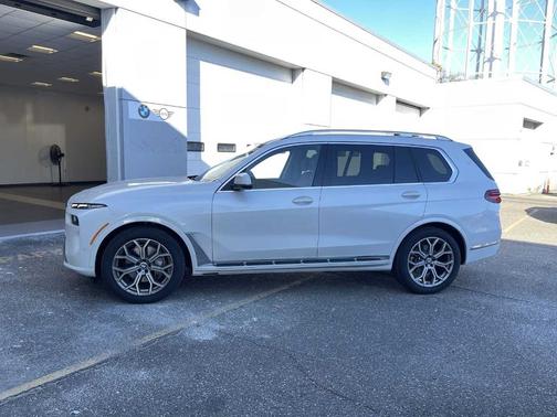 2026 BMW X7 xDrive40i