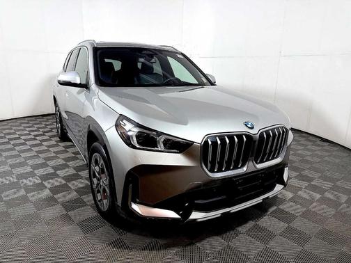 Space Silver 2024 BMW X1 xDrive28i