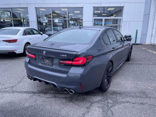 2022 BMW M5 Base