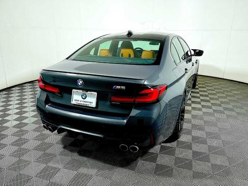 2022 BMW M5 Base