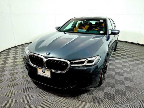 2022 BMW M5 Base