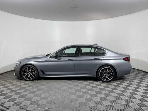 2023 BMW 530 i xDrive