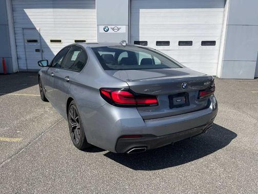 2023 BMW 530 i xDrive